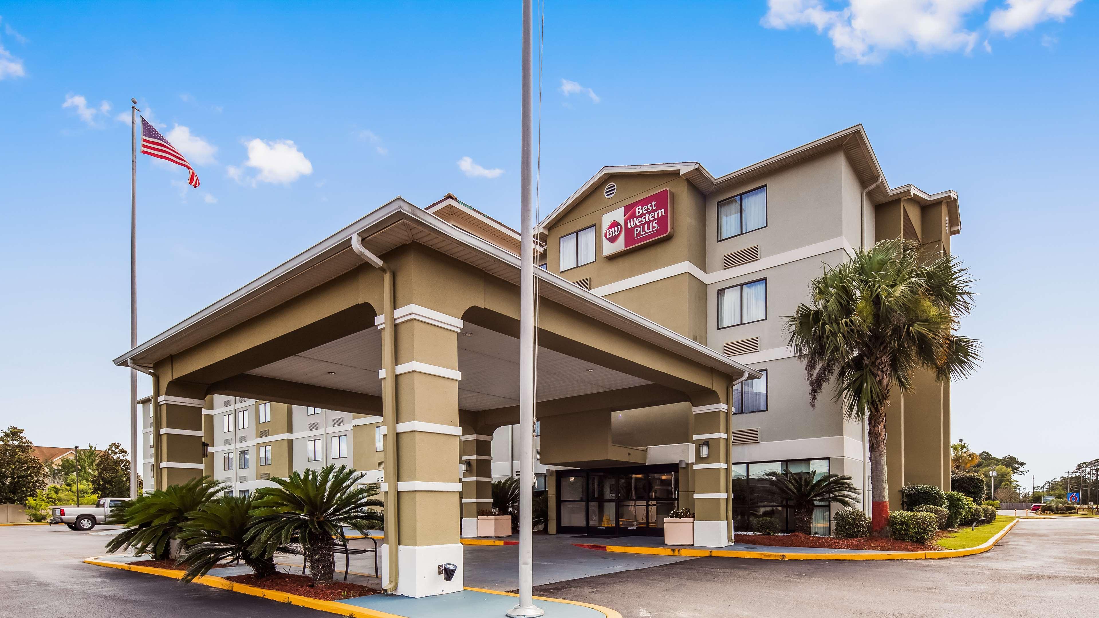 Best Western Plus Cypress Creek Biloxi Exterior photo